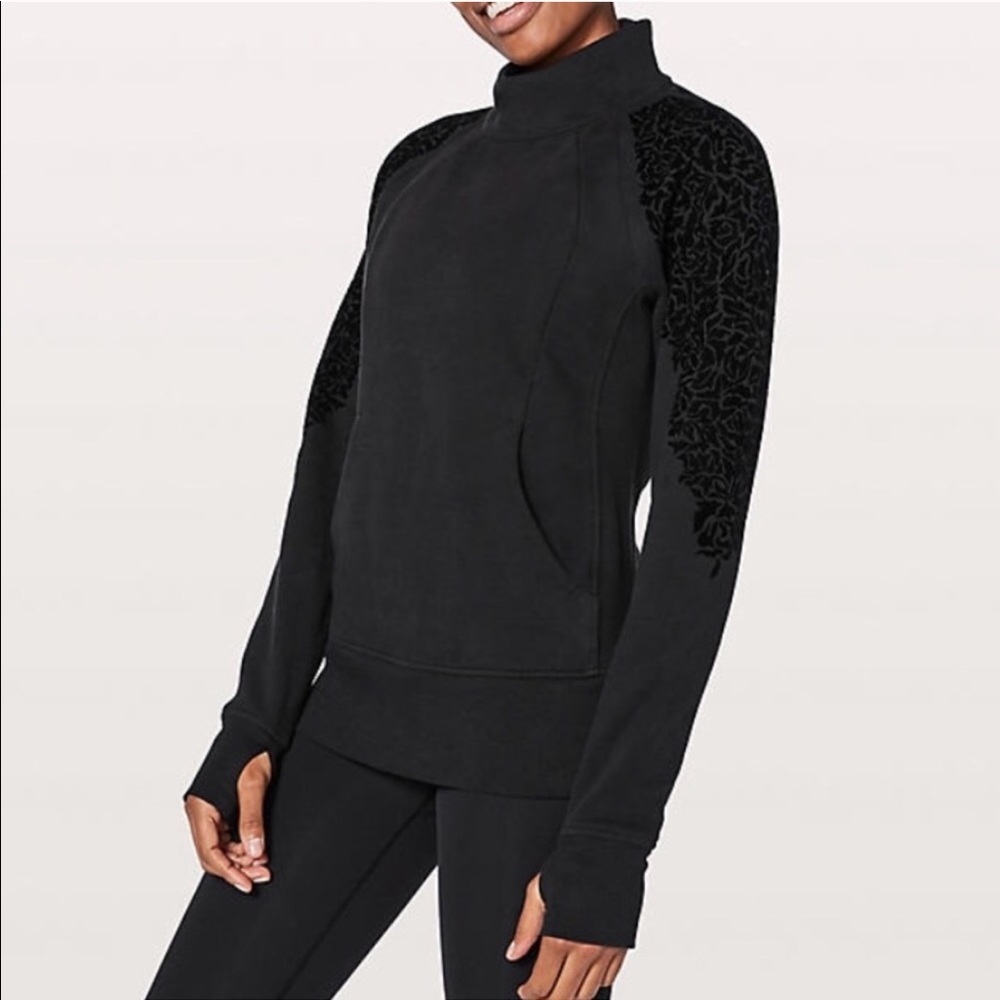 💥LAST ONE💥 Lululemon Floral Flock Pullover